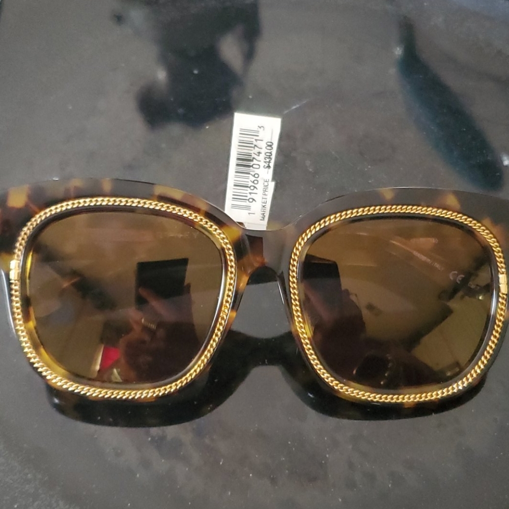 Stella Mccarthy HOST PICK tortoiseshell sunglasses warranty gorgeous